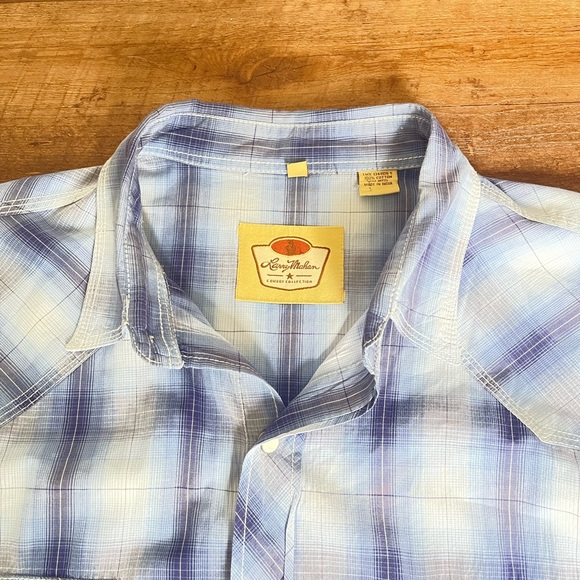 Rafter C Cowboy Collection Pearl Snap Button Down - Picture 8 of 10